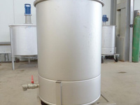 Резервуары и емкости на колесиках 90-1200 литров 1